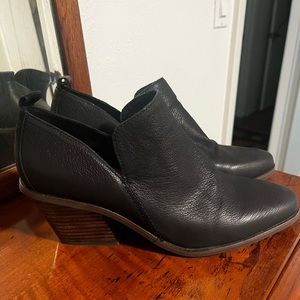 Lucky Brand Fayth 2 Black Booties Size 9